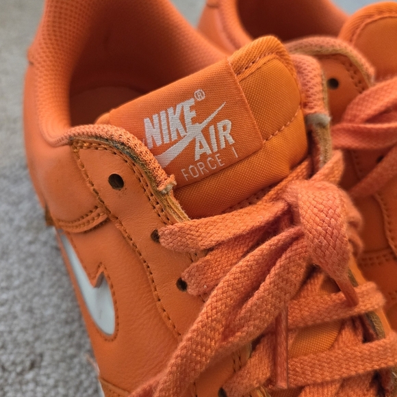 Nike Air, 40th Anniversary Edition, Air Force, Safety Orange & White, Mens 7 - Picture 7 of 10